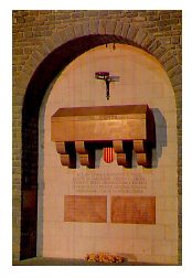 Tomba de Guifré el Pilós al monestir de Ripoll